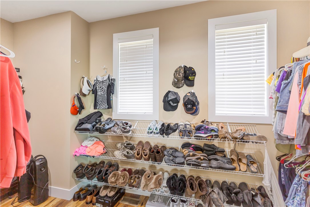 827 Durham Brown Road Seneca, SC 29678 - Photo 20 of 48 Master walk in closet