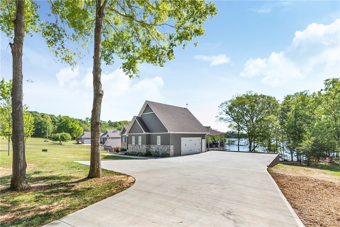 827 Durham Brown Road Seneca, SC 29678 - Photo 45 of 48 Concrete drive with ample parking