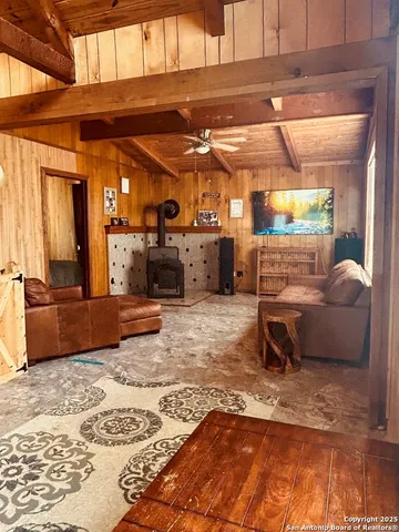 $289,000 | 289 Mission River Oaks Road, Woodsboro, TX 78393