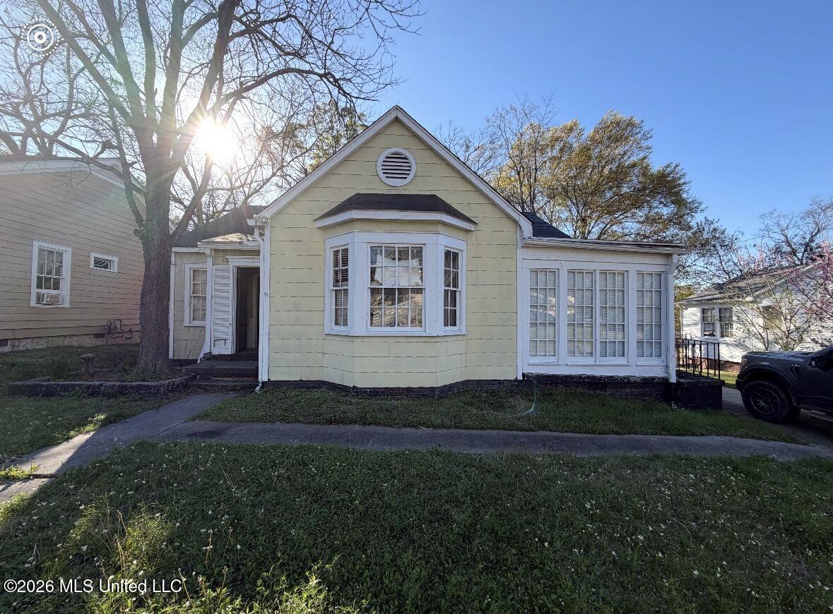 1051 Monroe Street Jackson, MS 39202 - Photo 1 of 10 IMG_7479