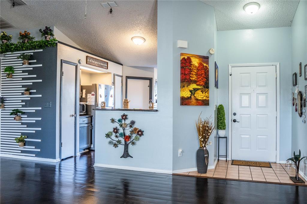 3304 Fox Ridge Drive Winter Haven, FL 33884 - Photo 3 of 60