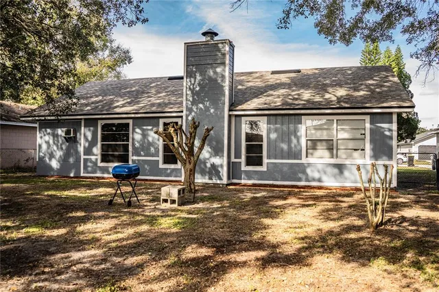 $239,900 | 3304 Fox Ridge Drive, Winter Haven, FL 33884