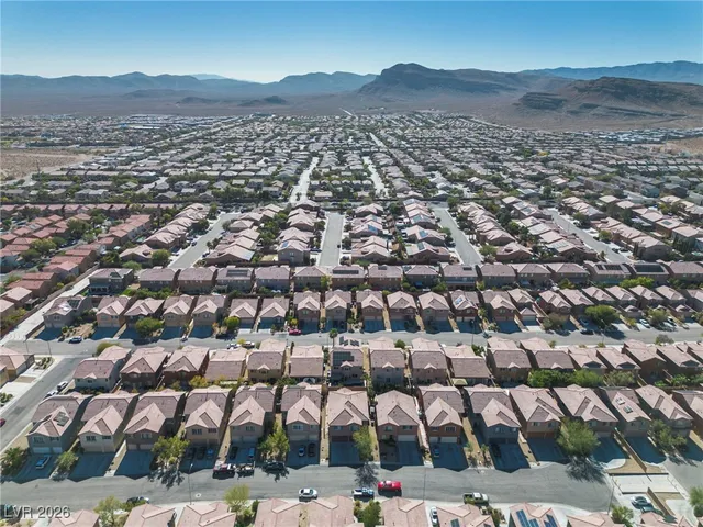 $495,000 | 9165 Cantina Creek Court, Las Vegas, NV 89178