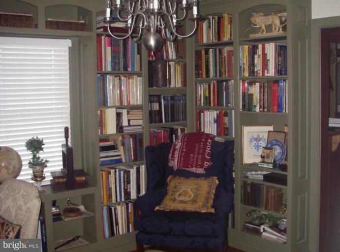 12155 Forest Hill Road Waynesboro, PA 17268 - Photo 14 of 21 Interior (General)