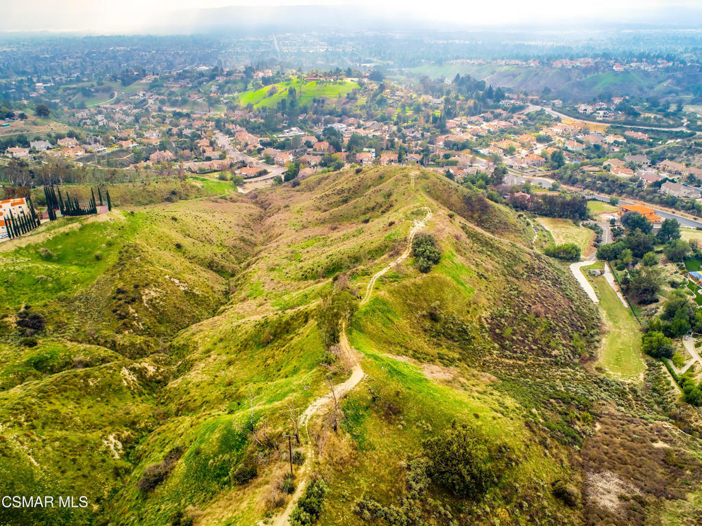 17900 Bull Canyon Road Granada Hills, CA 91344 - Photo 30 of 34 view of city and mountain view