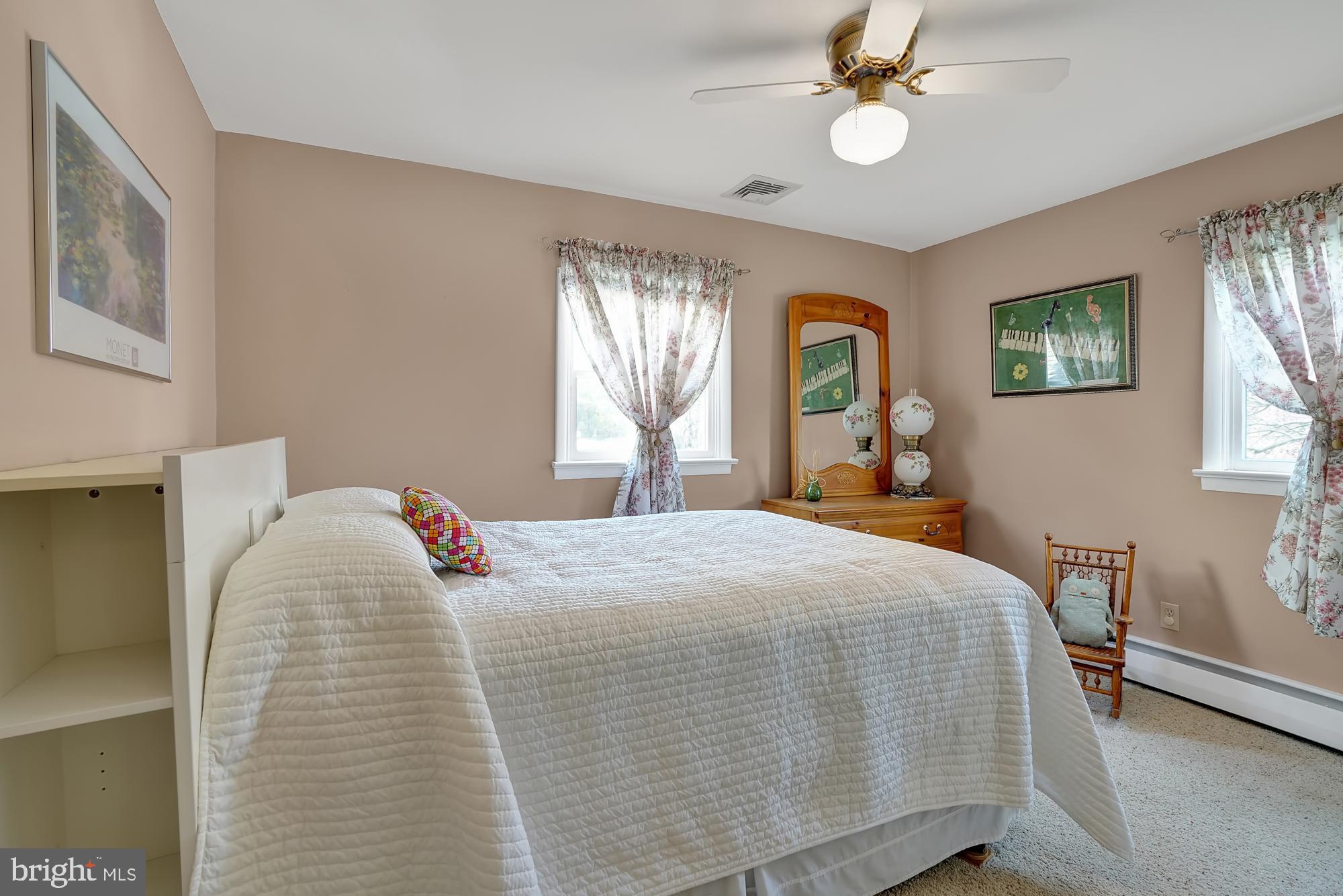 209 Evergreen Road Pottstown, PA 19464 - Photo 22 of 26 Bedroom 3