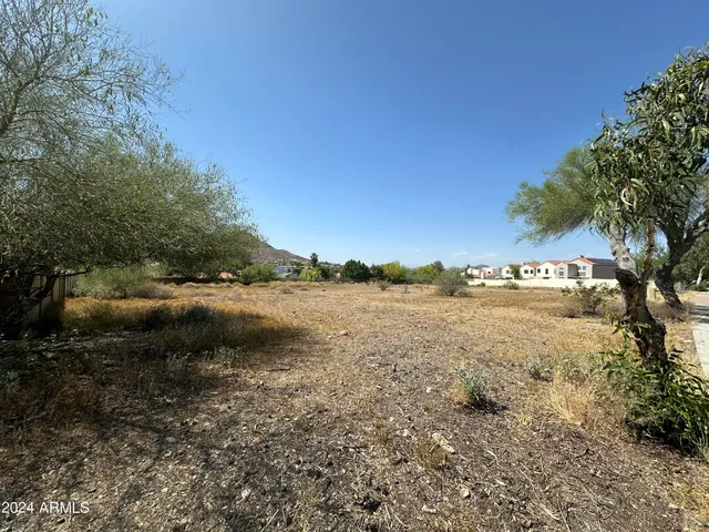 $1,075,000 | 14220 North Cave Creek Road, Phoenix, AZ 85022