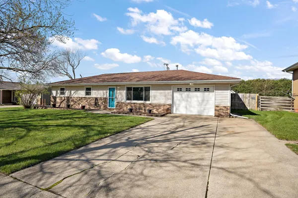 $309,900 | 9542 Roosevelt Place, Crown Point, IN 46307