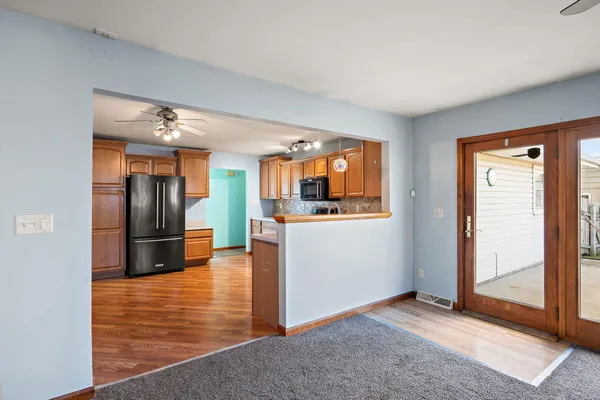 $309,900 | 9542 Roosevelt Place, Crown Point, IN 46307