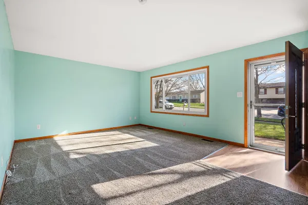 $309,900 | 9542 Roosevelt Place, Crown Point, IN 46307