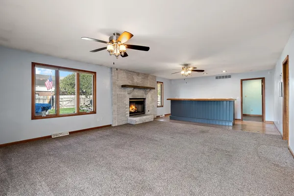 $309,900 | 9542 Roosevelt Place, Crown Point, IN 46307