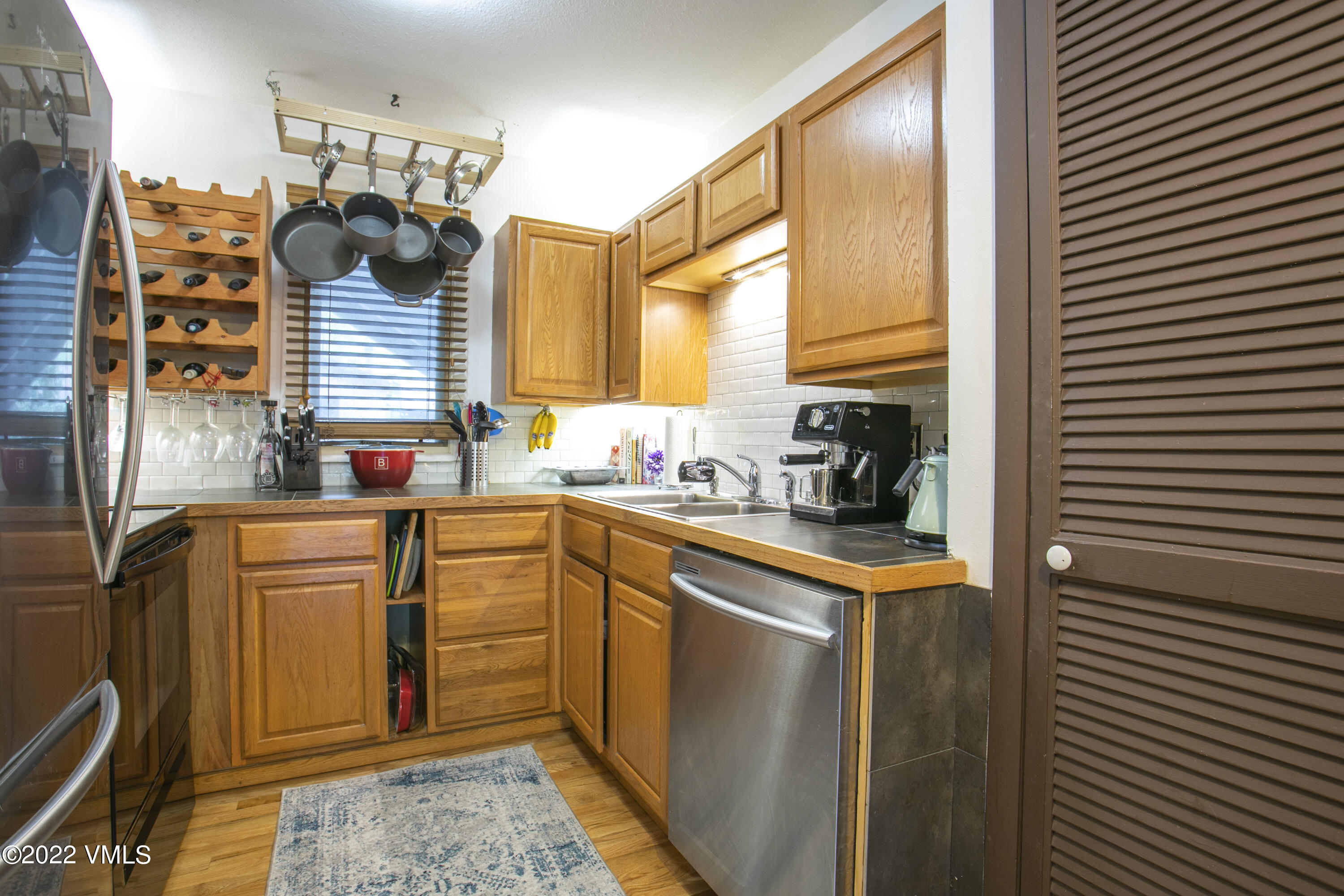 1860 Meadow Ridge Road, Unit A7 Vail, CO 81657 - Photo 7 of 14 1860 Meadow Dr #7-009