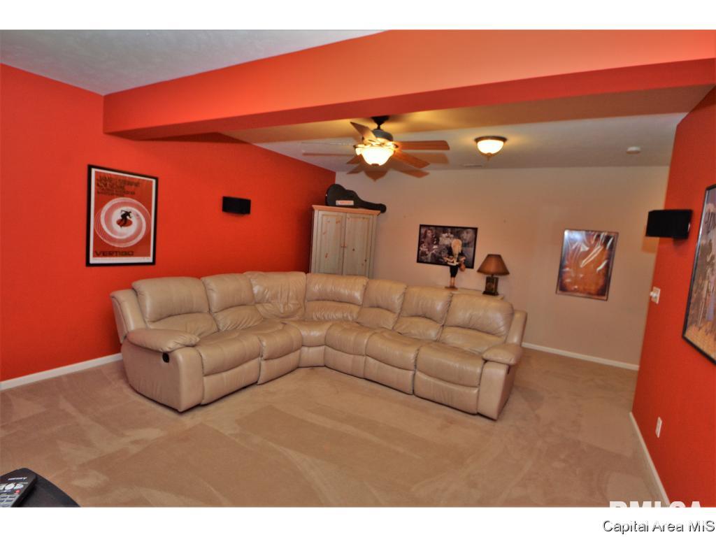 3004 Red Oak Lane Springfield, IL 62712 - Photo 14 of 29 Gallery Image 14