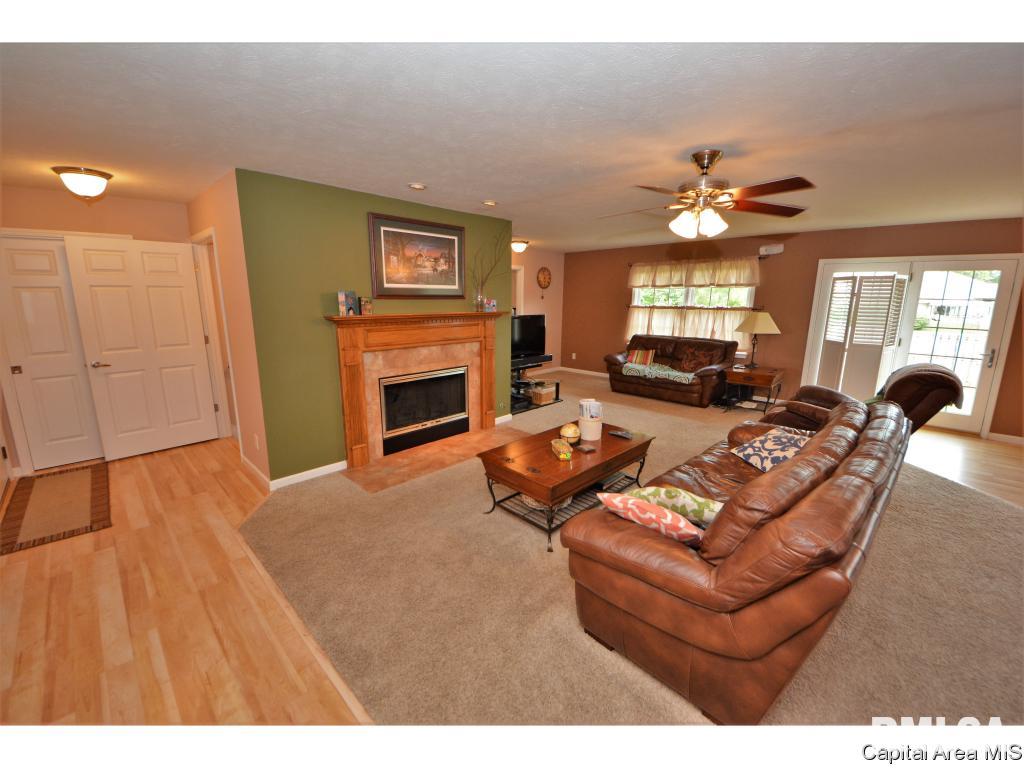 3004 Red Oak Lane Springfield, IL 62712 - Photo 26 of 29 Gallery Image 26