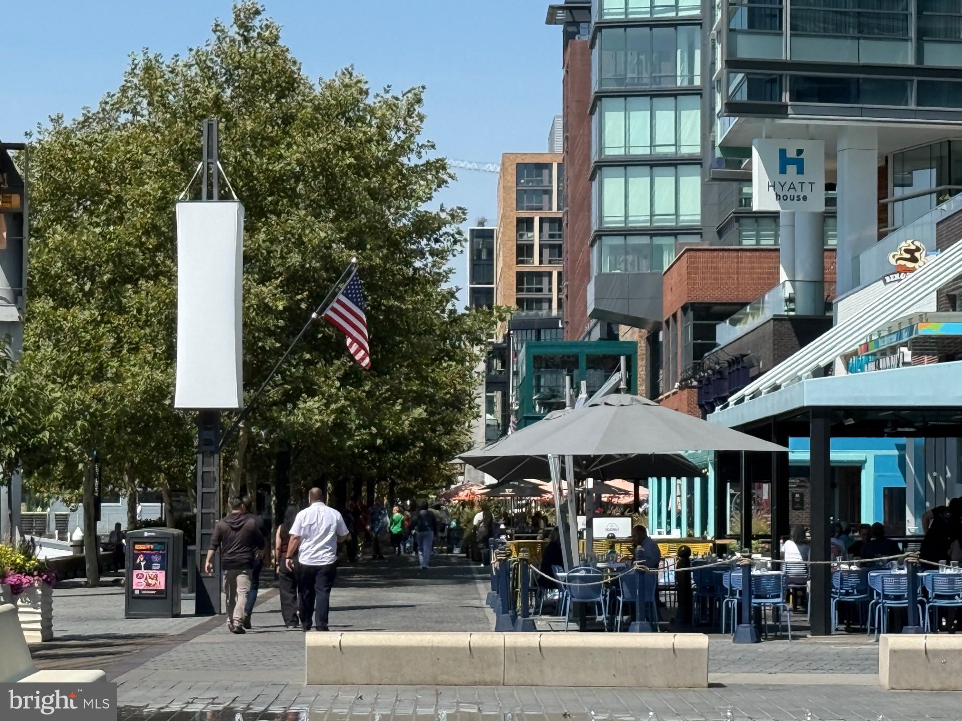 301 I Street Southwest, Unit 108 Washington, DC 20024 - Photo 47 of 55 a front view of a building with street view