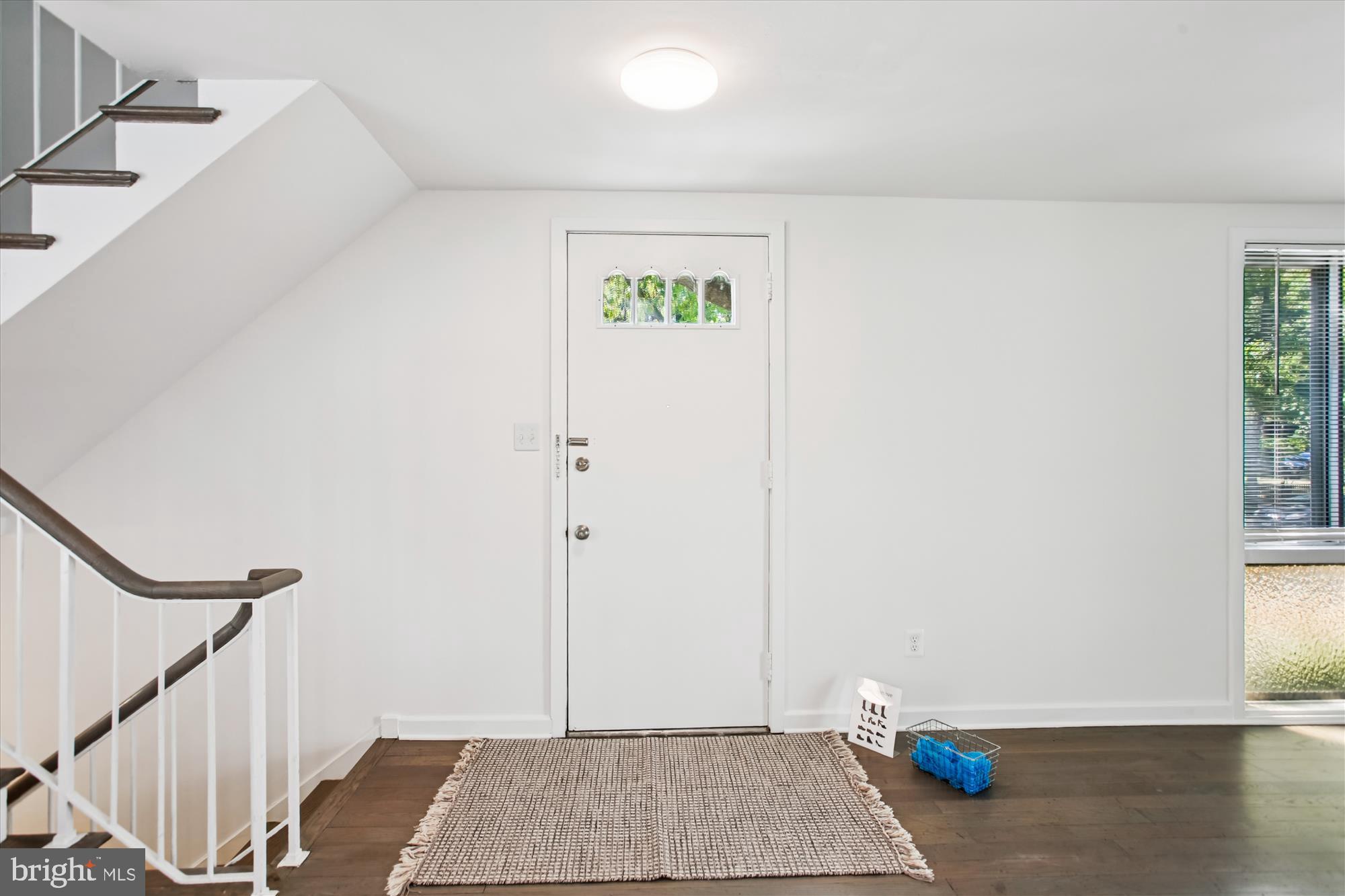 301 I Street Southwest, Unit 108 Washington, DC 20024 - Photo 5 of 55 a view of an empty room