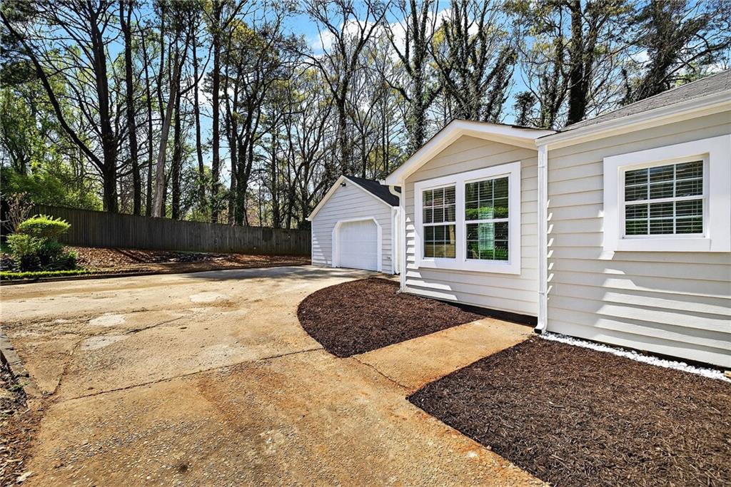 955 South Columbia Drive Decatur, GA 30030 - Photo 6 of 34 Gallery Image 6