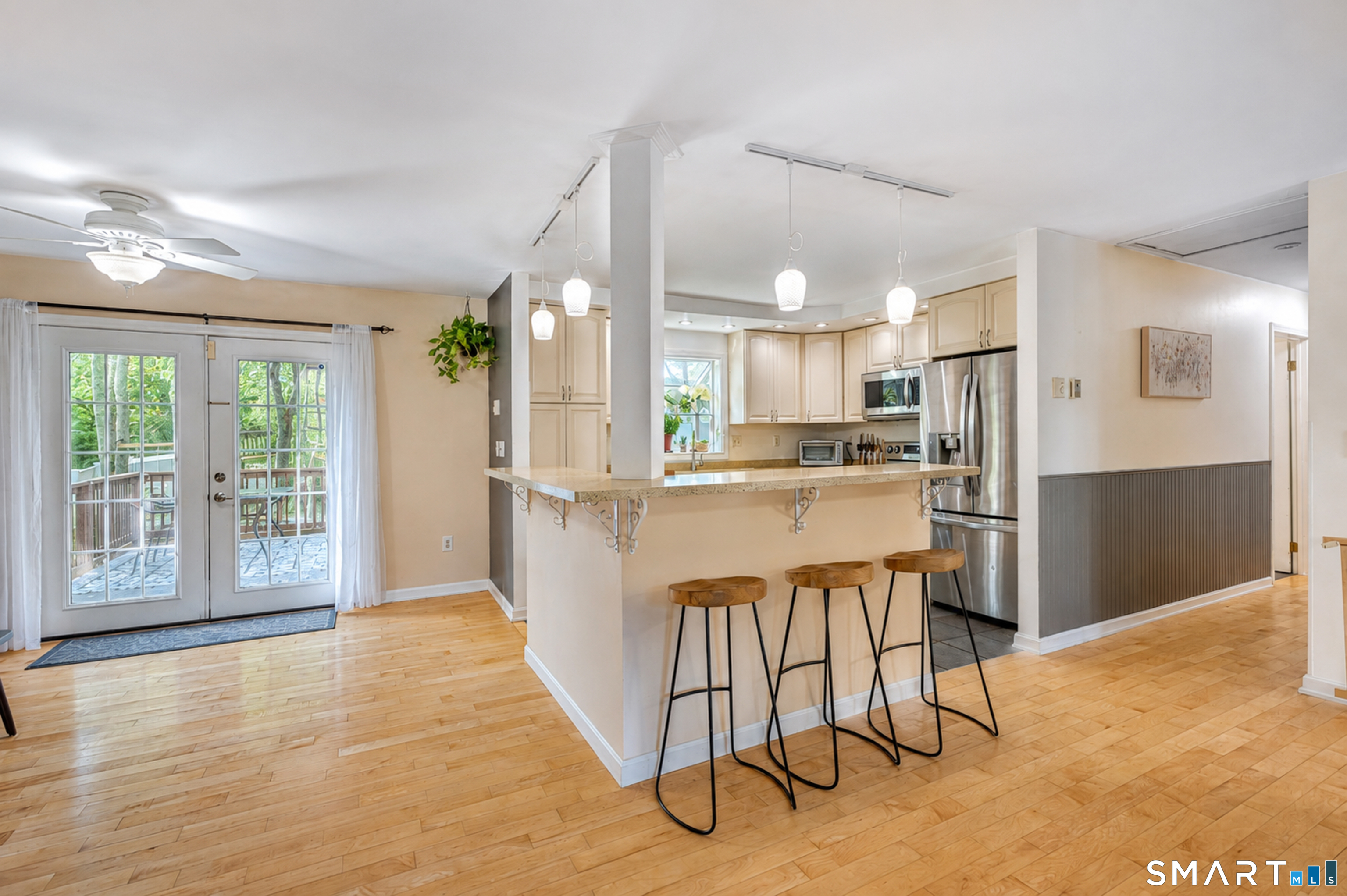 197 Breezy Knoll Road Groton, CT 06355 - Photo 14 of 40 Gallery Image 14