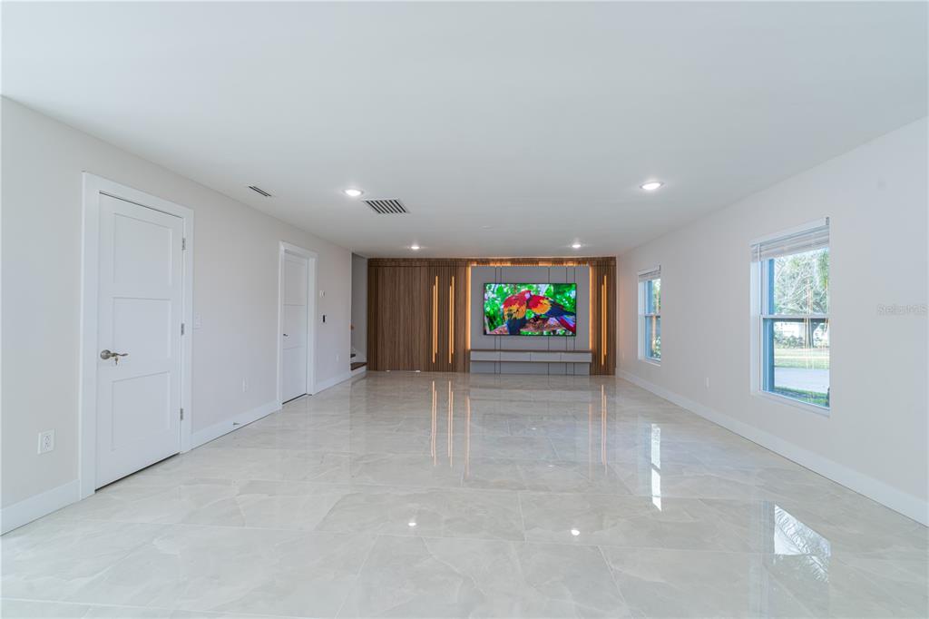 2721 Ingeborg Court Windermere, FL 34786 - Photo 16 of 54 Gallery Image 16