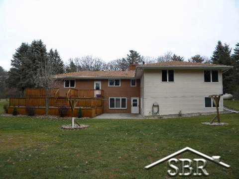 3805 North Hemlock Road Hemlock, MI 48626 - Photo 4 of 9 20036408-3.JPG