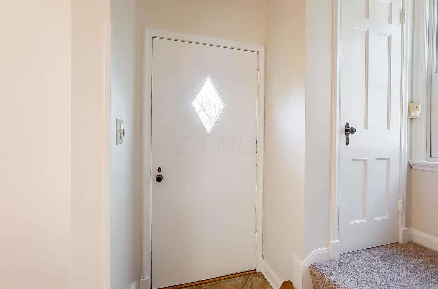 1548 Cardiff Road Upper Arlington, OH 43221 - Photo 4 of 84 50044356-004_web