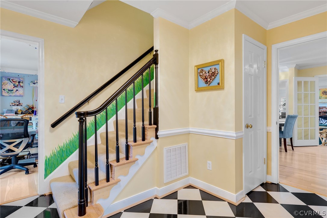 13724 Queensgate Road Midlothian, VA 23114 - Photo 4 of 48 a view of an entryway with wooden floor