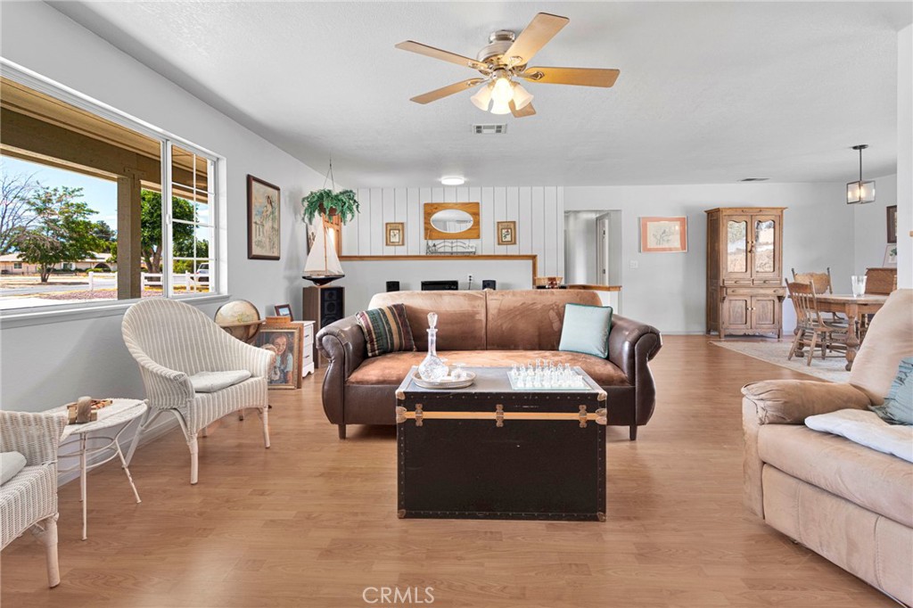 14204 Crow Road Apple Valley, CA 92307 - Photo 11 of 58