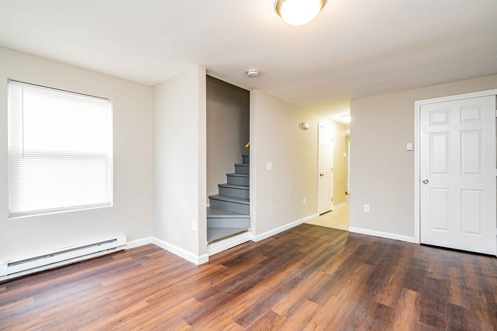 51-53 James Street Springfield, MA 01105 - Photo 4 of 25