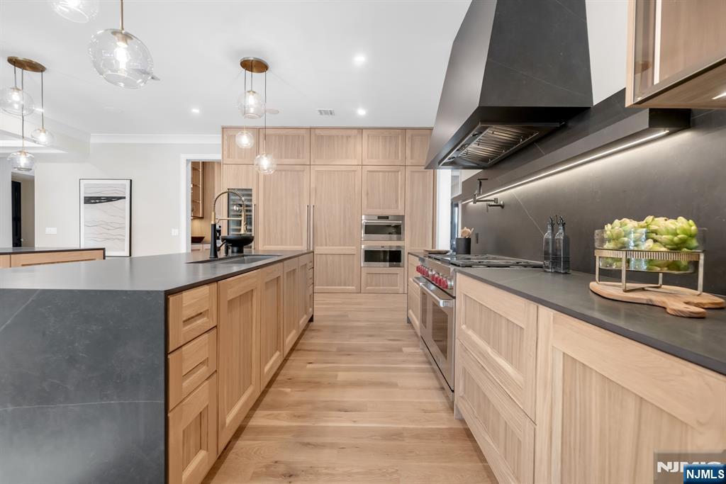 12 Echo Ridge Road Upper Saddle River, NJ 07458 - Photo 15 of 49