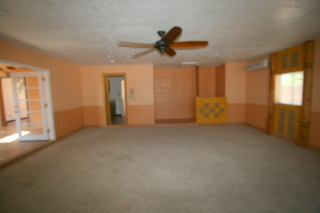2127 East Willis Road Gilbert, AZ 85297 - Photo 5 of 7 family room