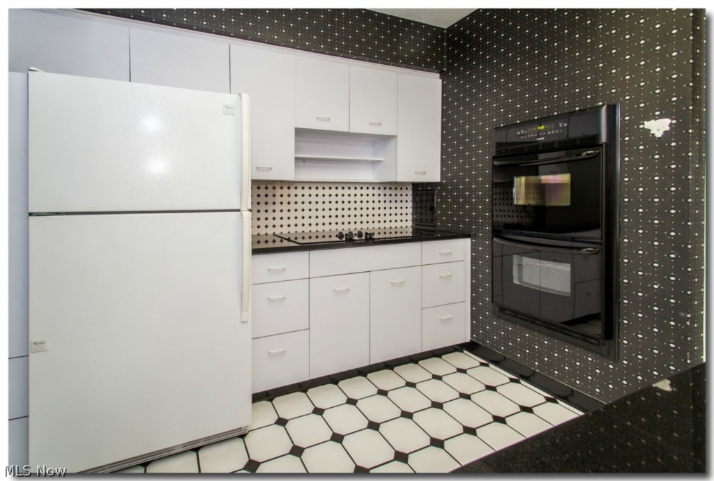 3941 Tyndall Road Cleveland, OH 44118 - Photo 13 of 25 Gallery Image 13