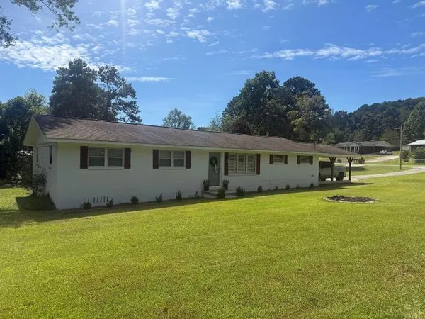 $292,000 | 207 Danny Circle Northeast, Calhoun, GA 30701