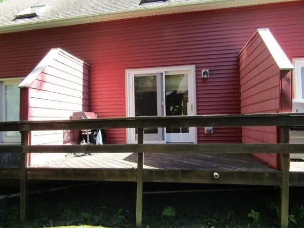 $220,000 | 14 Balmoral Drive, Stratham, NH 03885