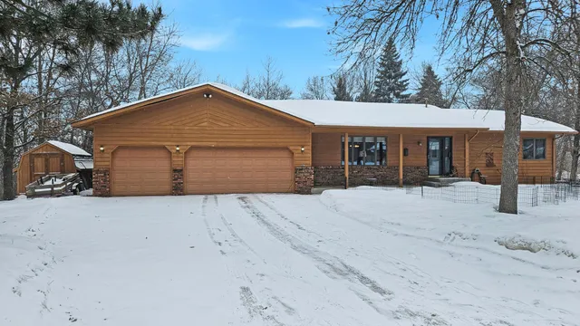 $329,000 | 152 Pineview Drive, Brainerd, MN 56401