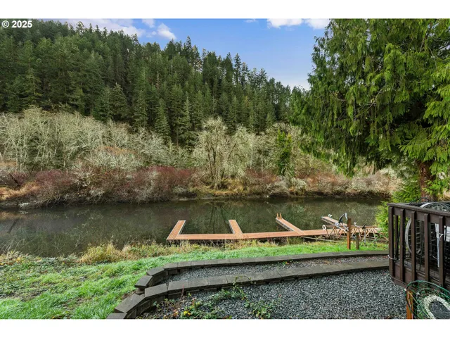 $235,000 | 43605 Highway 38, Unit 17, Reedsport, OR 97467