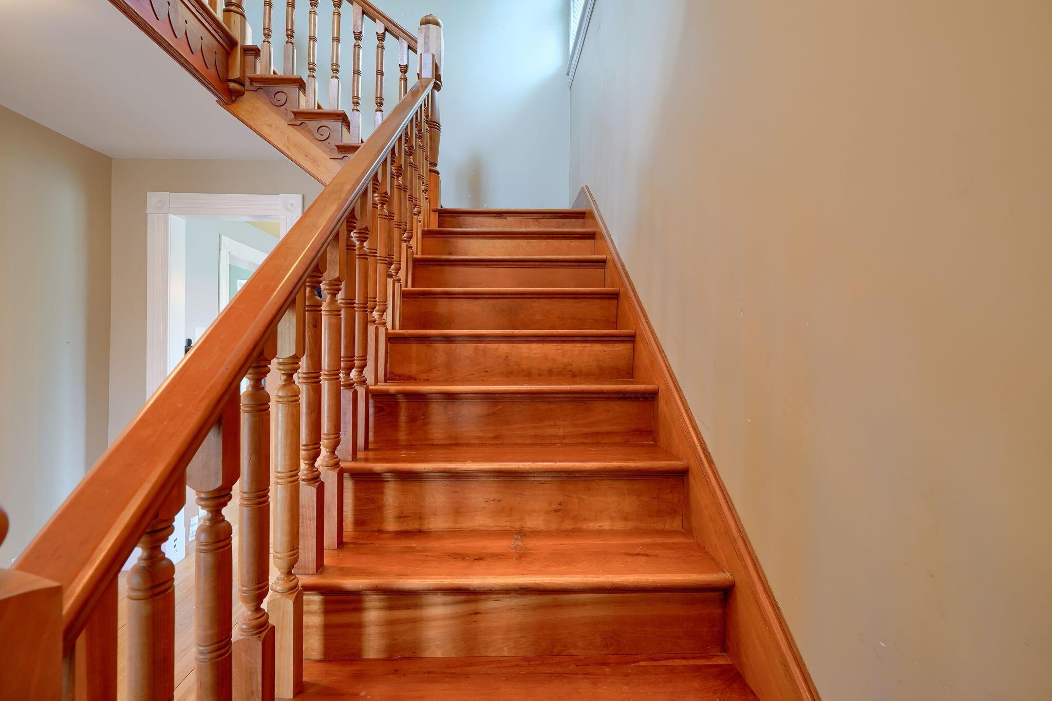 1019 South Limestone Street Springfield, OH 45506 - Photo 40 of 65 Foyer Staircase