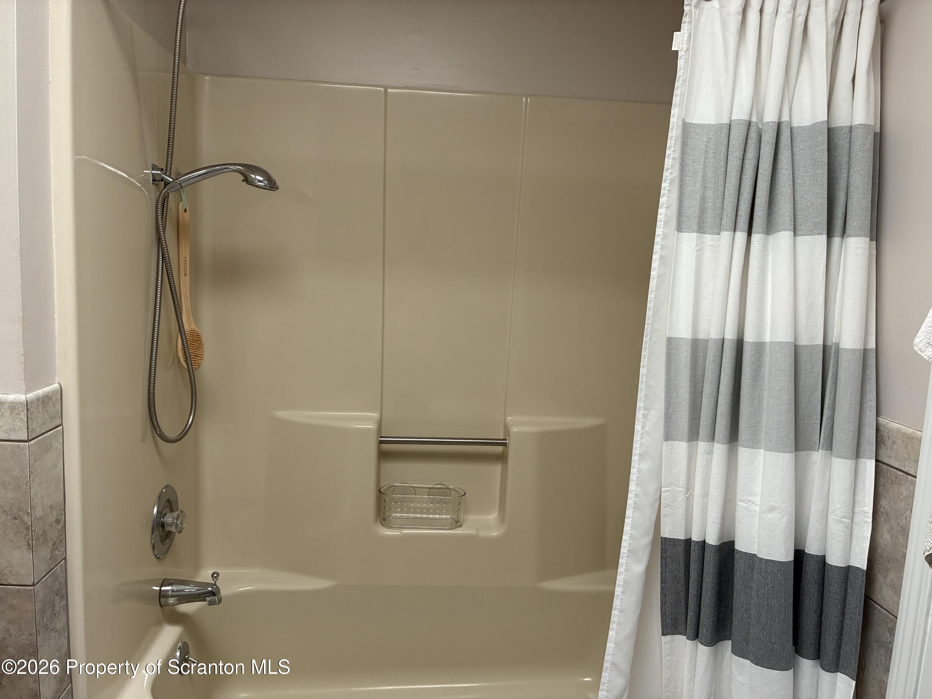 100 Bobcat Lane Clarks Summit, PA 18411 - Photo 23 of 34 IMG_0975