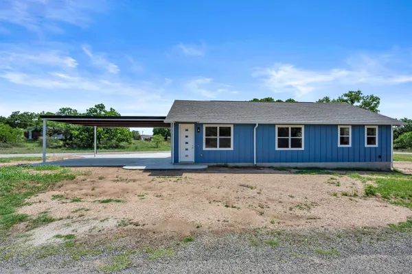$1,950 | 1701 Lakewood, Kingsland, TX 78639