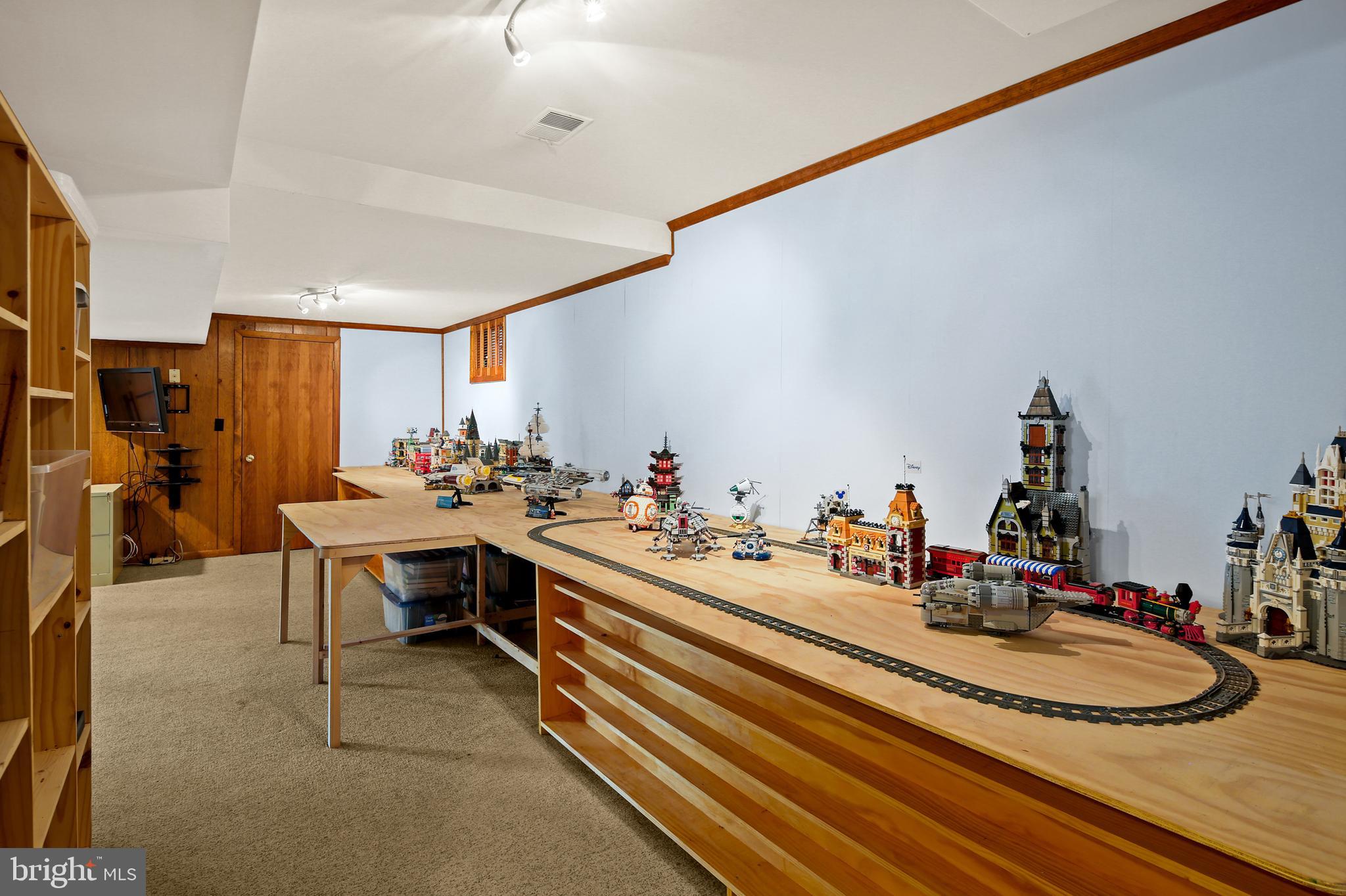 9215 Mellenbrook Road Columbia, MD 21045 - Photo 31 of 43 Gallery Image 31