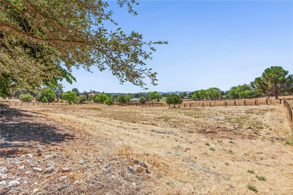 9336 Carmel Road Atascadero, CA 93422 - Photo 47 of 55 Gallery Image 47