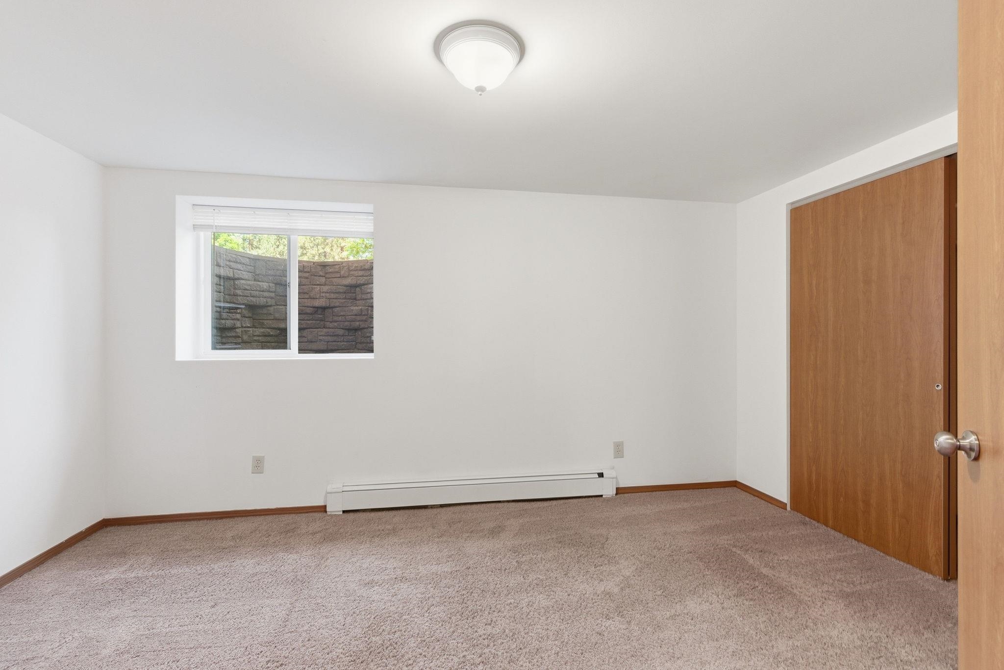 903 West Hawthorne Road Spokane, WA 99218 - Photo 29 of 50