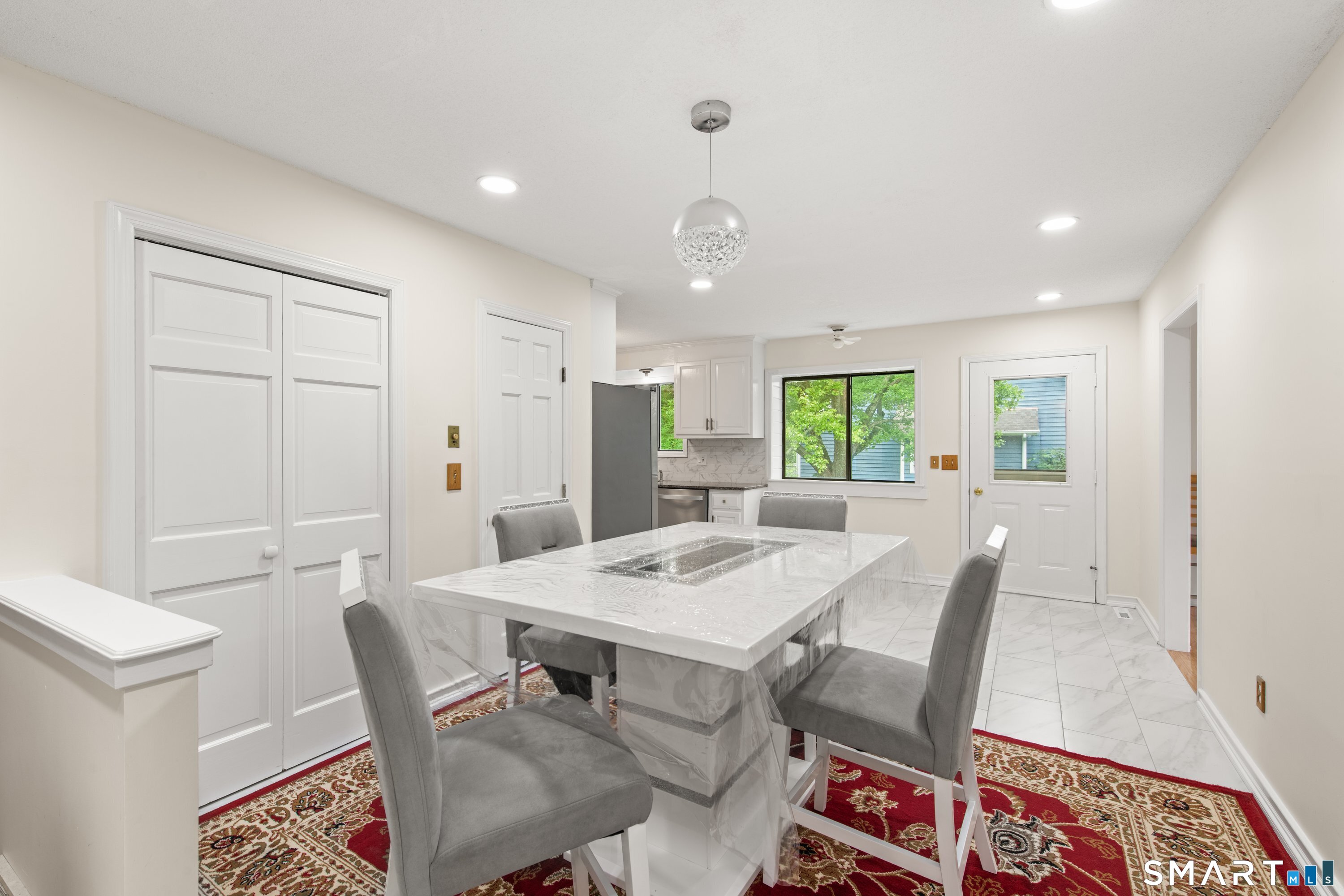 223 Sterling Road Trumbull, CT 06611 - Photo 14 of 40 Gallery Image 14