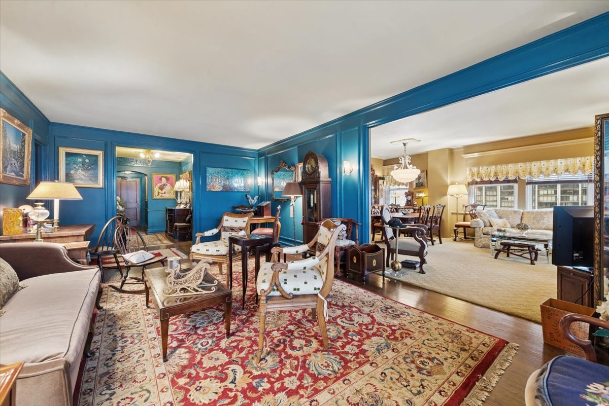 5555 North Sheridan Road, Unit 1007 Chicago, IL 60640 - Photo 7 of 32 Gallery Image 7