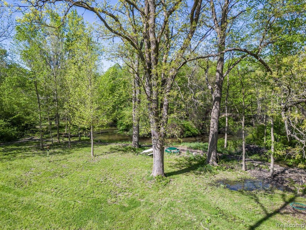 971 Dutton Road Rochester Hills, MI 48306 - Photo 46 of 51