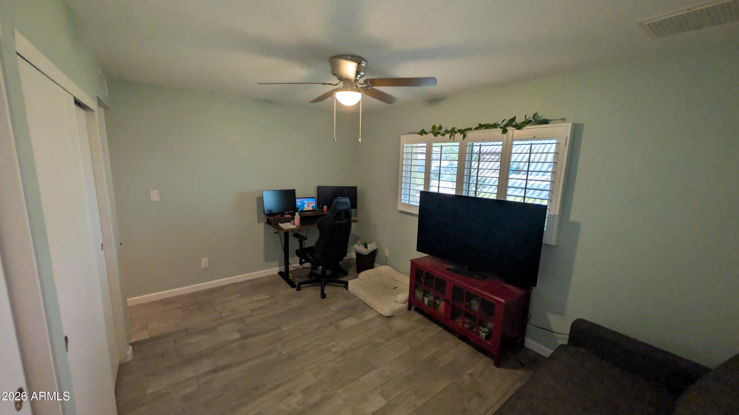3346 West Hearn Road Phoenix, AZ 85053 - Photo 17 of 25 PXL_20260517_192820957.RAW-01