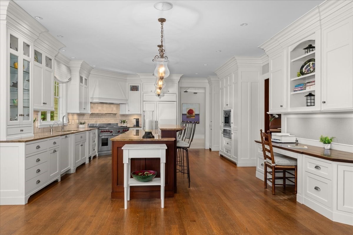 31 Sears Road Southborough, MA 01772 - Photo 11 of 42 Gallery Image 11