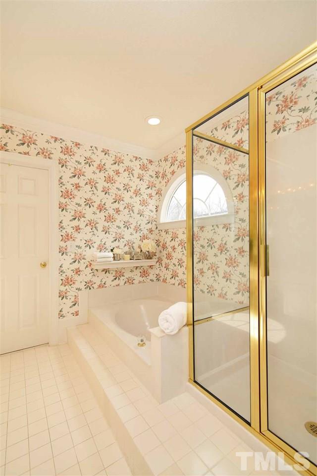 8501 Wheeling Drive Raleigh, NC 27615 - Photo 14 of 25