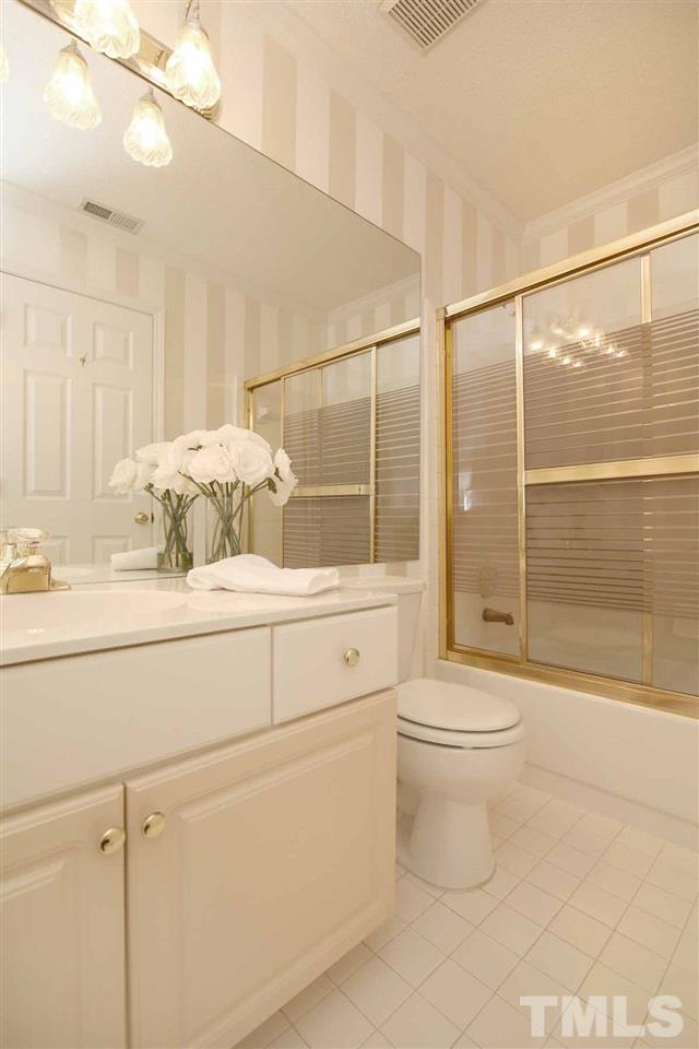 8501 Wheeling Drive Raleigh, NC 27615 - Photo 17 of 25