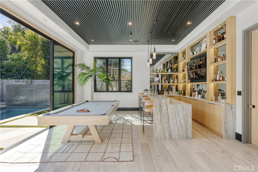 4050 Contera Road Encino, CA 91436 - Photo 15 of 60