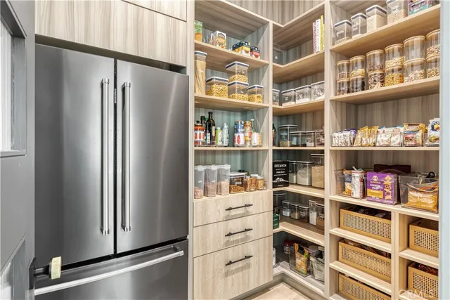 $6,699,999 | 4050 Contera Road, Encino, CA 91436